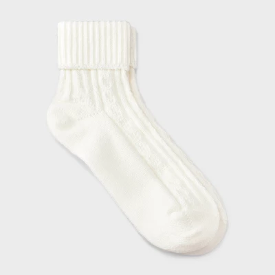 Women's Cable Turn-Cuff Super Soft Ankle Boot Socks - Auden™ Ivory 4-10 3 Women's Cable Turn-Cuff Super Soft Ankle Boot Socks - Auden™ Ivory 4-10 - Image 3
